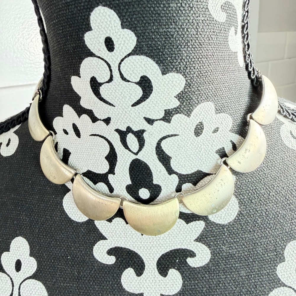 Loft Scalloped Matte Brushed Gold Tone Panel Collar Bib Statement Necklace